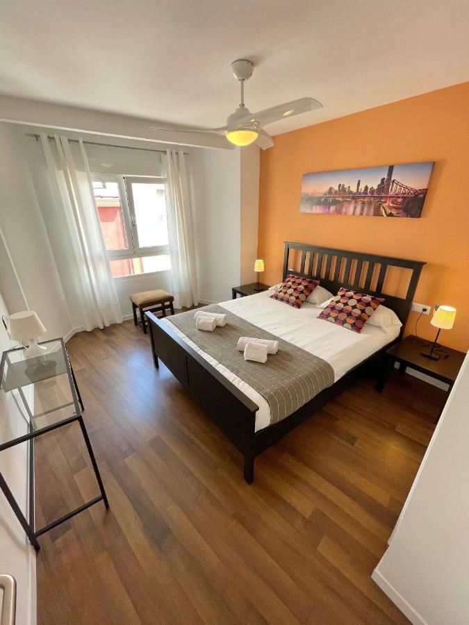 Apartamentos Sevilla Valencia Exterior photo